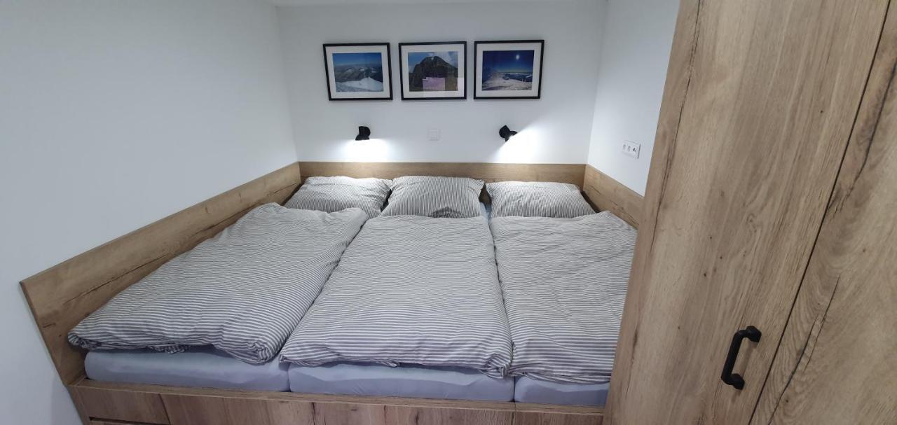 הוילה Liptovský Mikuláš Liptov Mobile House מראה חיצוני תמונה